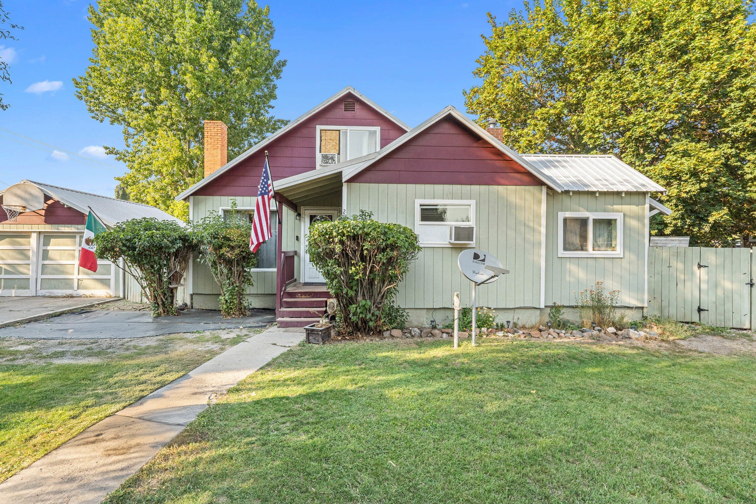 206 West Jenkins Avenue